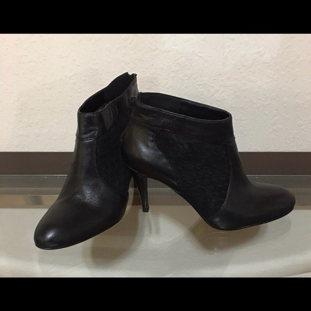 Nine West Women's Black Stiletto Ankle Booties Size 8M